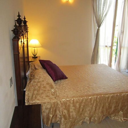 B&B Al Calcandola Sarzana Szoba fotó